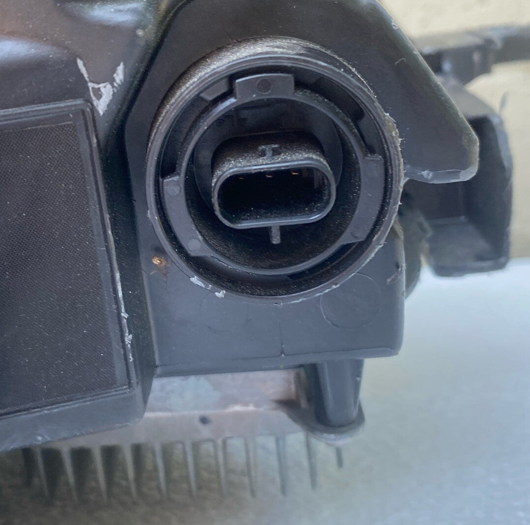 Front Left Headlights Light Tesla Model 3 Y 1514953-00-D LED LH lens 2021-2024