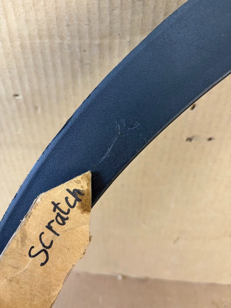 ✅ 20-24 Tesla Model Y Front Right Fender Wheel Molding 1494186-00-C /scratched