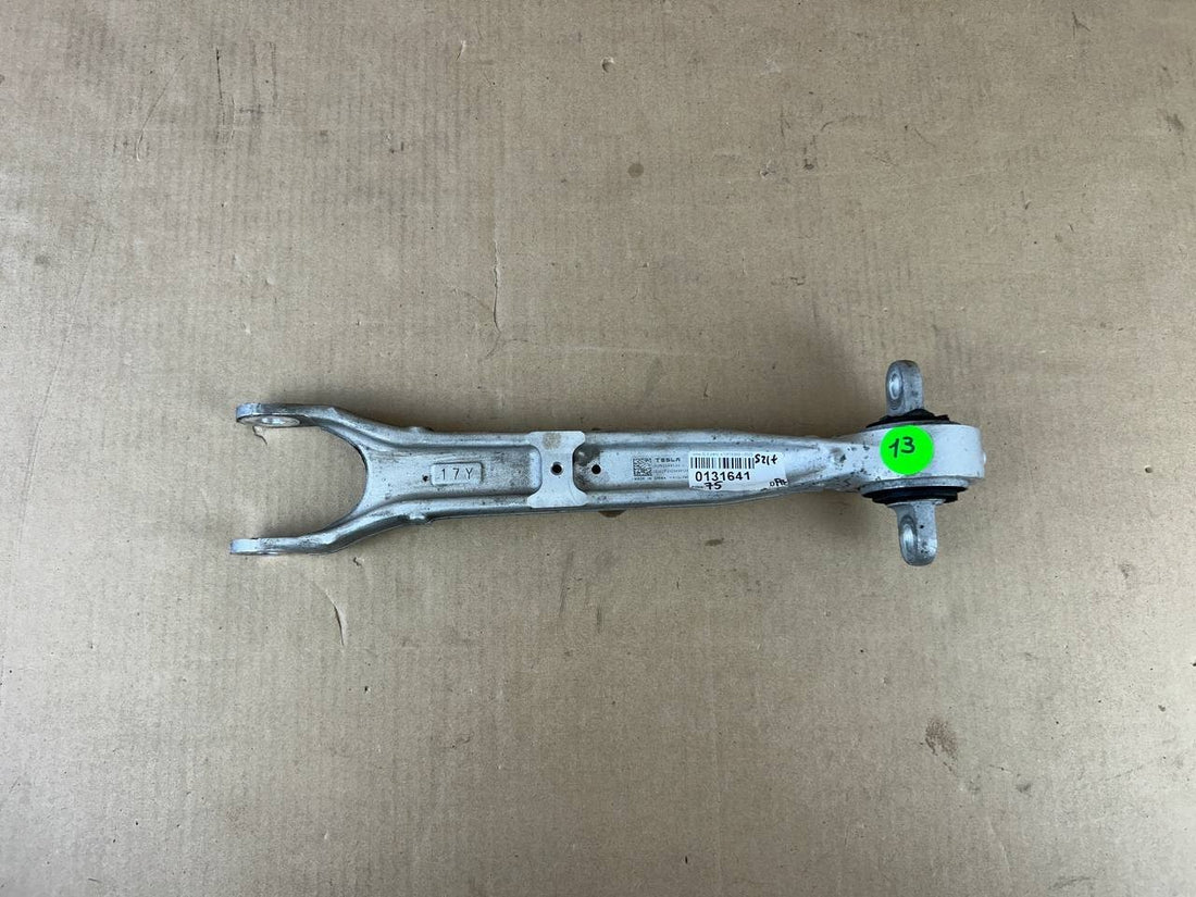 ✅ 21+ Model SRear LH/RH Lower Fore Link Suspension Control Arm 1420441-00-D