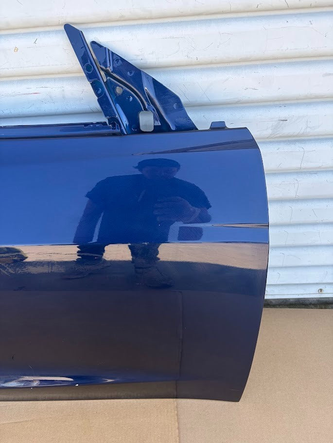 ✅ 24+ Tesla Model 3 Highland Front Right Side Door Shell Blue w/dent & scratches