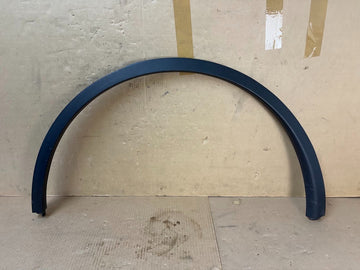 ✅20-24 Model Y Rear Left Fender Wheel Arch Molding 1494187-00-B /scratched