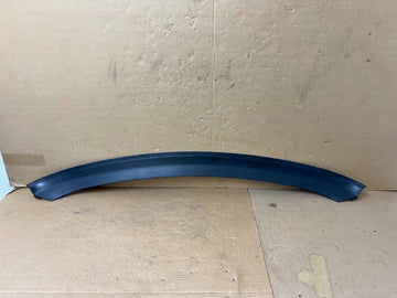 ✅ 16-20 Tesla Model X  Rear Bumper Center Molding Trim 1047976-00-D /scratched