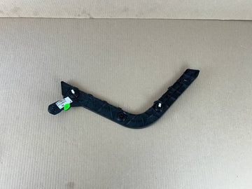 ✅20-24 Tesla Model Y Rear RH Bumper Retainer/Taillamp Bracket 149403700A/ broken