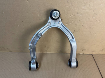 ✅ 2023 Tesla Model Y Front Left Upper Control Arm 027560047106