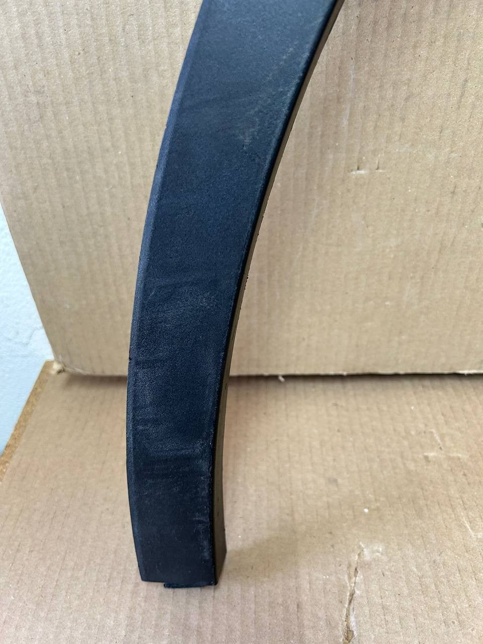 ✅ 20-24 Tesla Model Y Front Right Fender Garnish Wheel Arch Molding 1494186-00-B