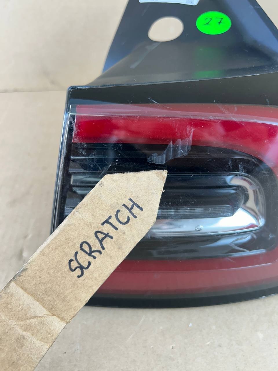 ✅ 17-23 Tesla Model 3/Y OEM Right Rear LED Tail Light 3-Pin 1077398 w/scratch