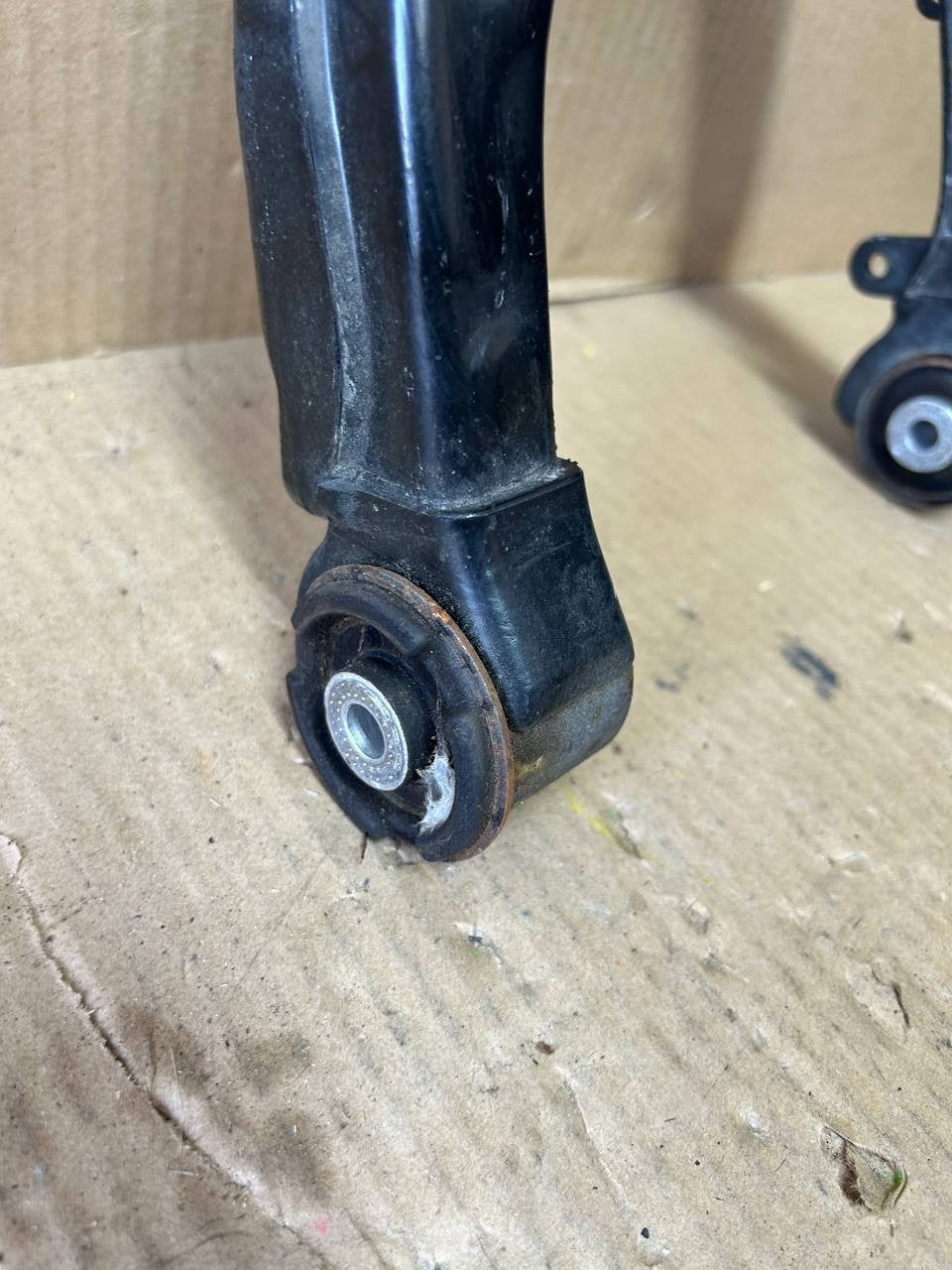 ✅17-24 Tesla Model 3/Y Front Left Side Upper Control Arm OEM 1044321-00-J
