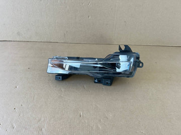 ✅ 17-23 Tesla Model 3 Front LH Turn Signal LED Fog Light 1077391-00-C /broken