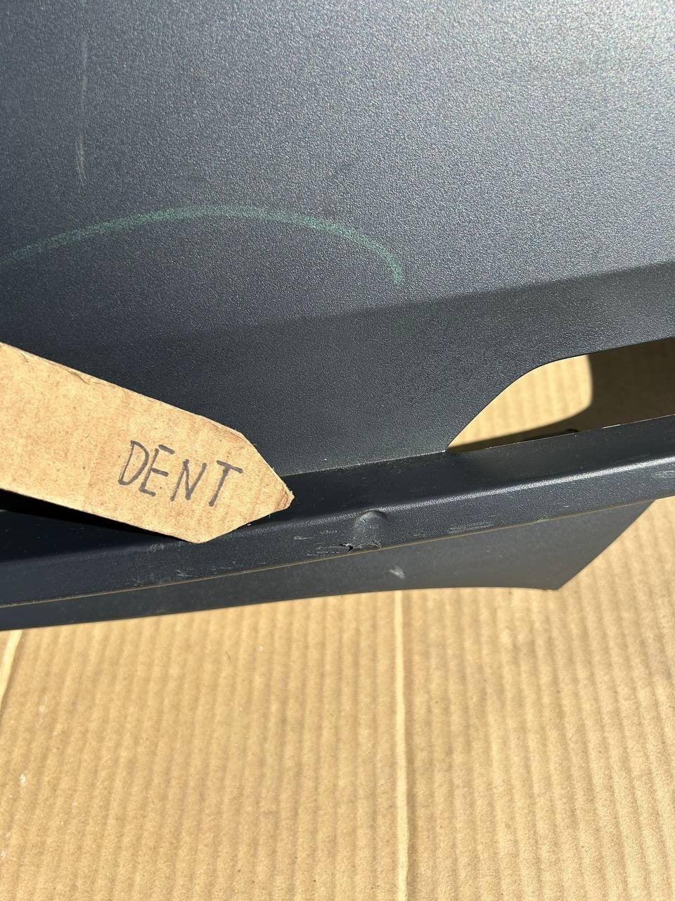 ✅ 25+ Tesla Model Y Rear Lower Fascia  2137461-00-A w/dent and scratches