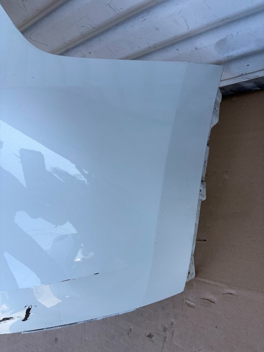 ✅ 20-22 Tesla Model Y Rear Bumper Cover White No Sensors 1493735 /scratched