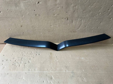 ✅ 16-20 Tesla Model X Upper Grille 1047022-00-D /damaged