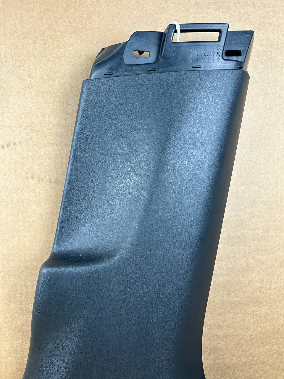 ✅NEW! 17- 23 Tesla Model 3 M3 Right B-Pillar Lower Trim Cover Panel 1086299-00-H
