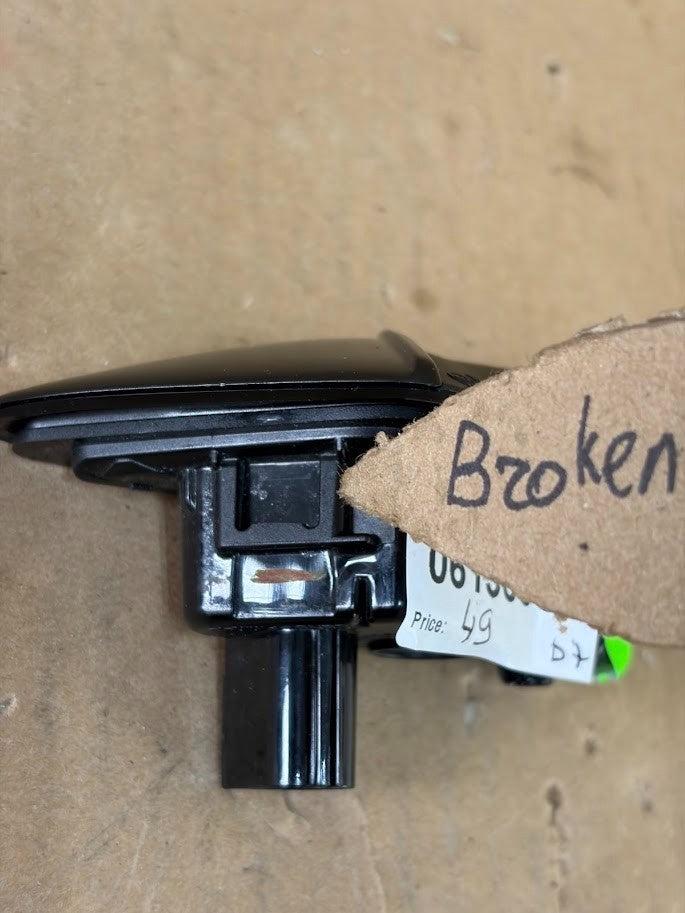 ✅17-23 Tesla Model 3/Y Left Fender Turn Signal Camera 1495864-20-E /damaged