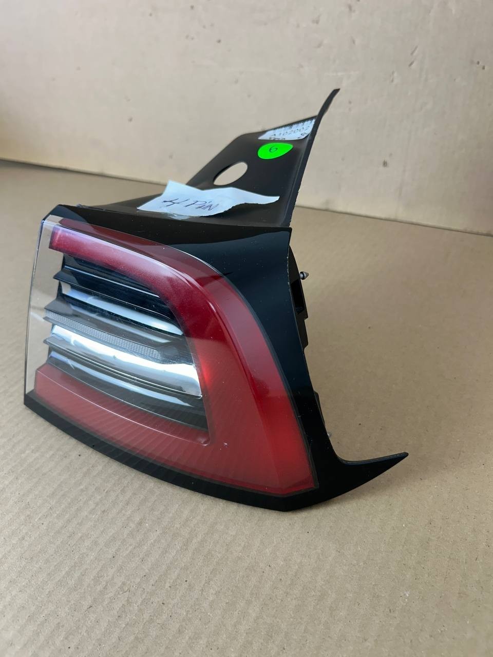 ✅21-23 Tesla Model 3 Y Rear Right Side Outer Tail Light Lamp 1502087-00-D