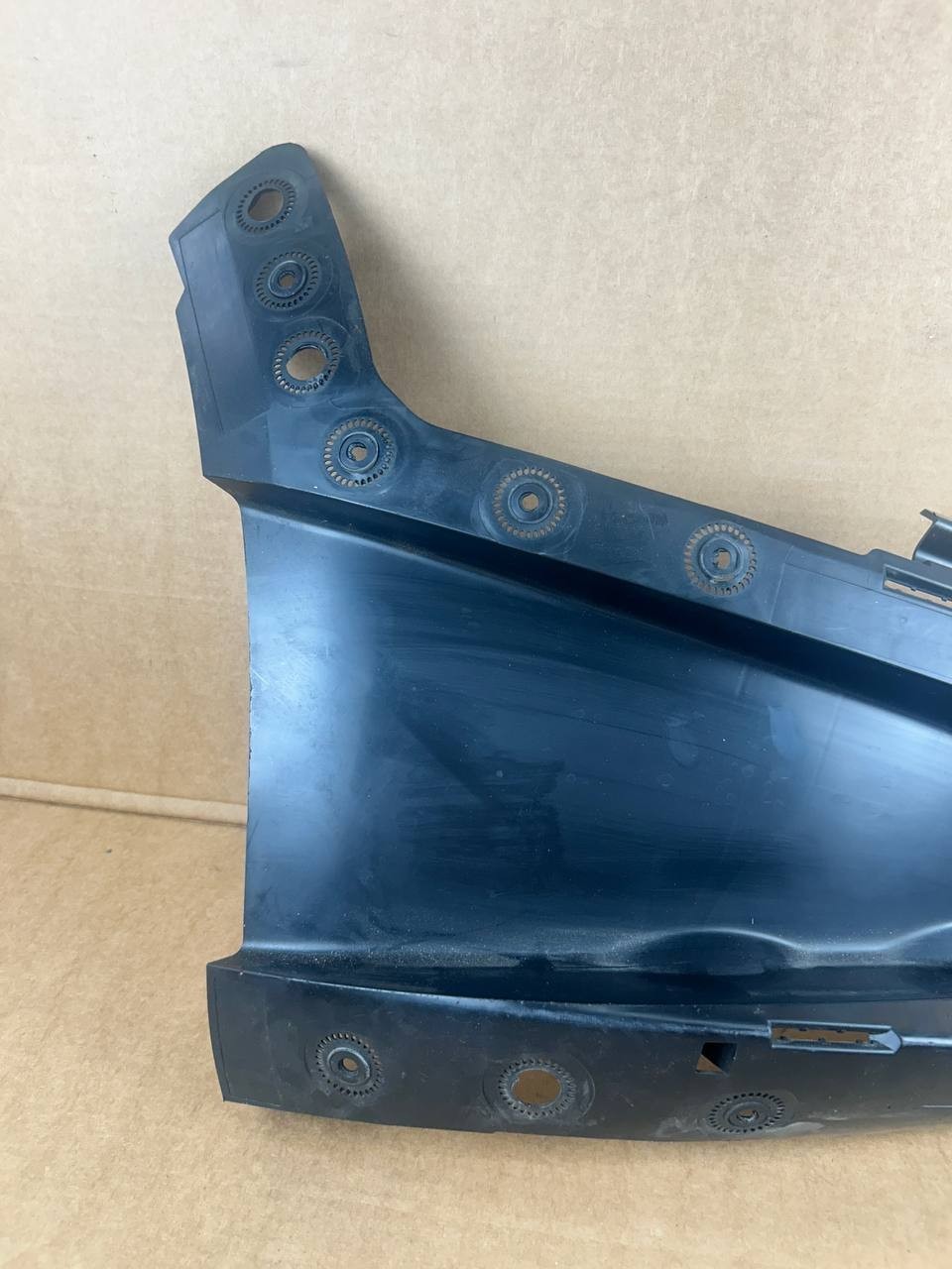✅2024-2025 Tesla Model 3 Front Passenger Right Bumper Air Duct RH 2005800-00-B