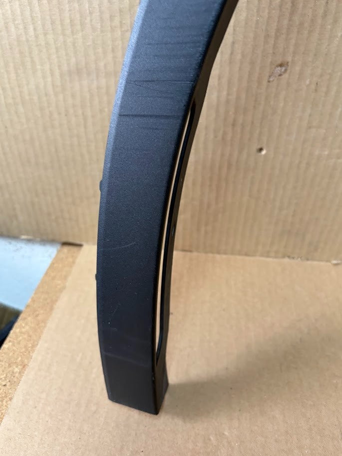 ✅ 2020-2024 Tesla Model Y OEM Front Fender Garnish Left Driver 1494185-00-C