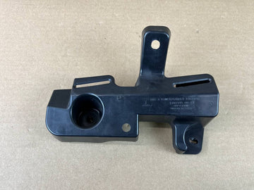 ✅  2017-2023 Tesla Model 3/Y Lower Carpet Locator Bracket OEM 1101145-00-I