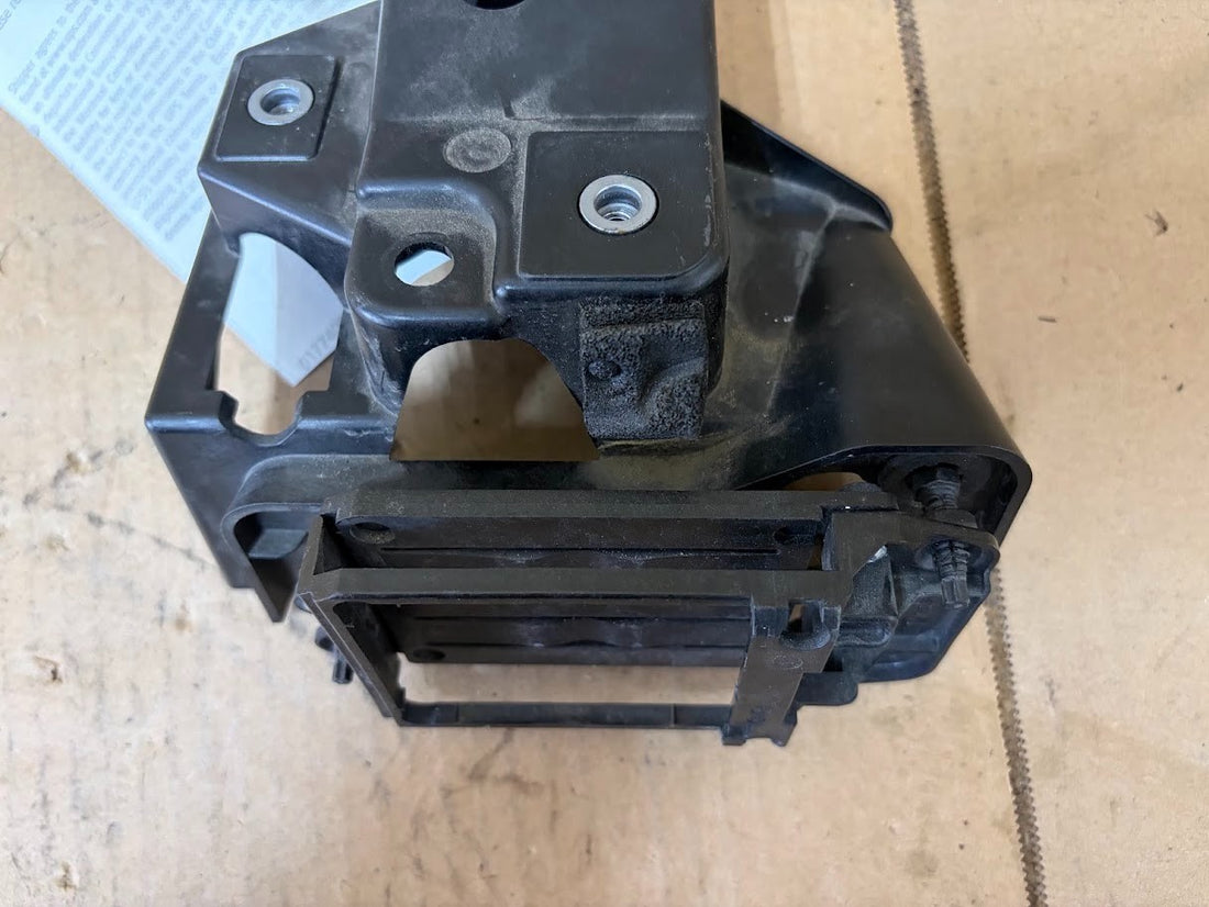 ✅ 16-20 Model S Front Driver Side Radar Sensor Mount Bracket Left 1128653-00-C