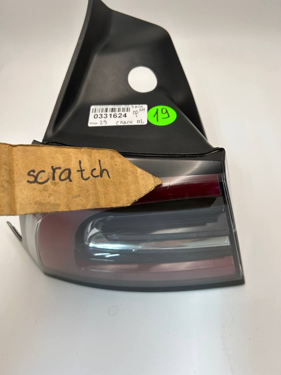 ✅Tesla Model 3/Y 17-23 LED Tail Lamp Outer Rear Left Light 107739 /cracked