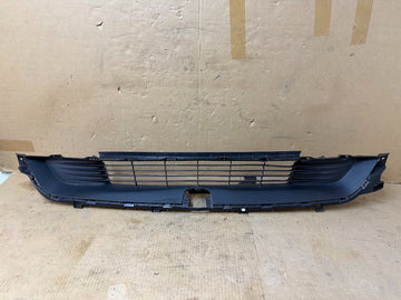 ✅25-27 Tesla Model Y Juniper Front Bumper Grille Assembly 1983889-00-D/cracked