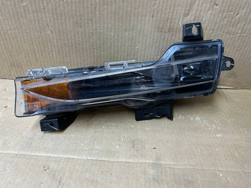 ✅ 17-23 Tesla Model 3 Left Fog Light Lamp Assembly 2 PIN 1077389-00-F /damaged
