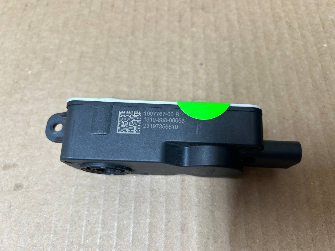 ✅ 20-25 Tesla Model Y Active Louvre Grille Shutter Motor 1097767-00-B