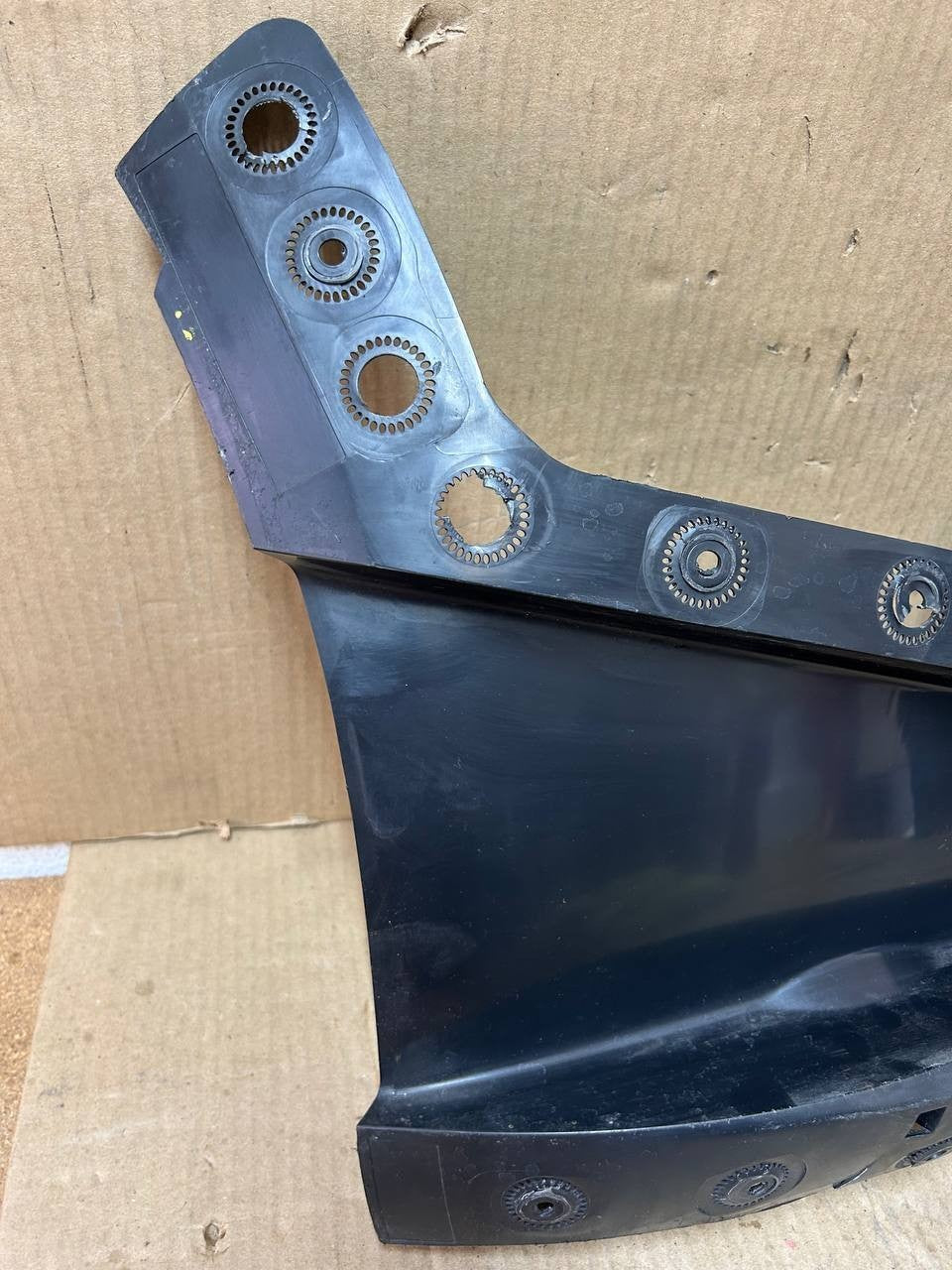 ✅2024-2025 Tesla Model 3 Front Passenger Right Bumper Air Duct RH 2005800-00-B