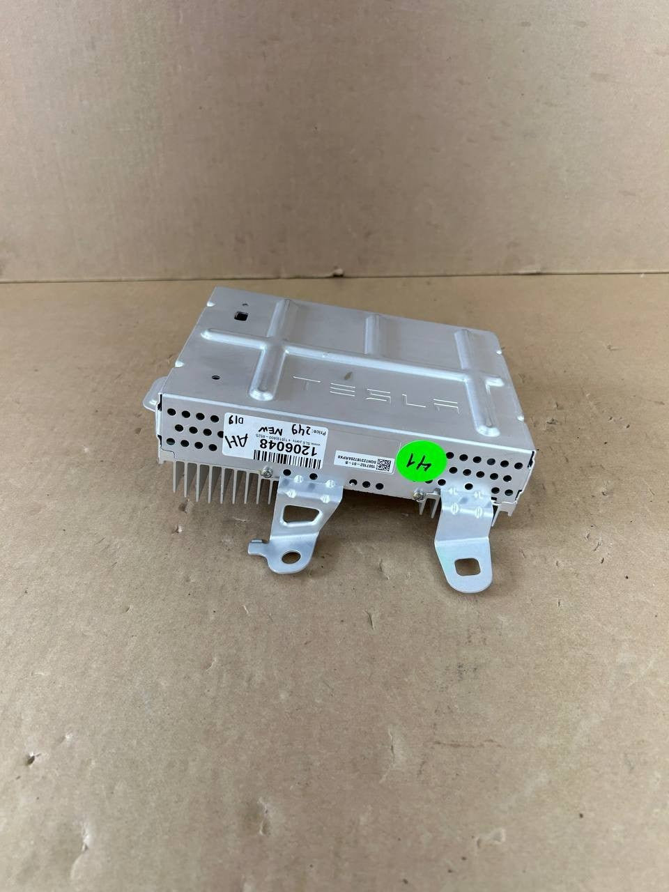✅ NEW!20-24 Tesla Model Y MY Radio Audio Sound System AMP Amplifier 1507152-01-B