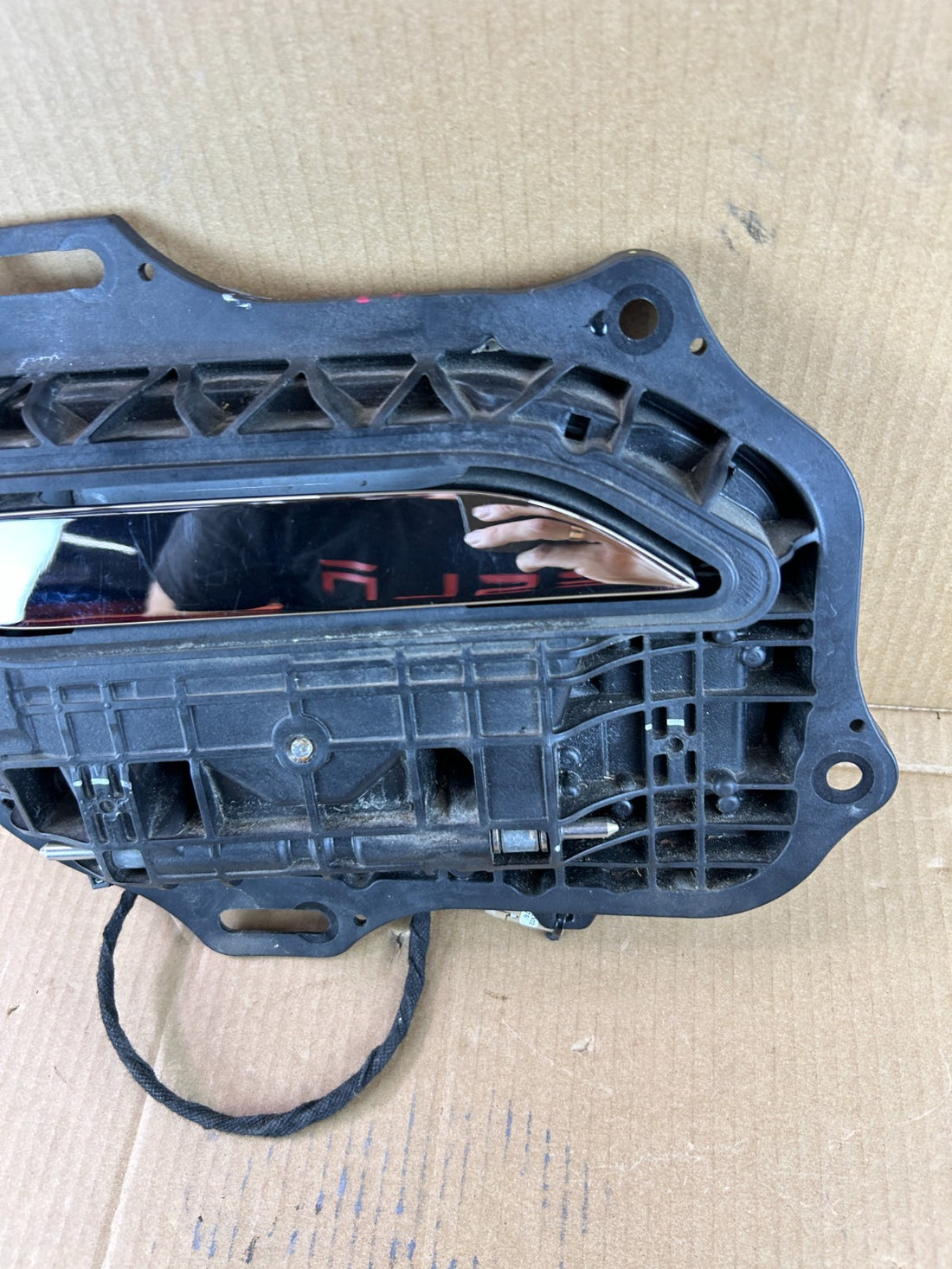 ✅12-15 Tesla Model S, Rear Right Exterior Door Handle Outer 1007374-00-H