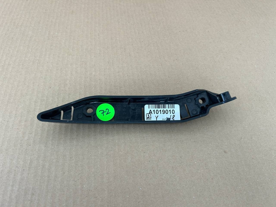 ✅ 2020-24 Tesla Model Y Front Right Bumper Bracket Support Black 1493771-00-B