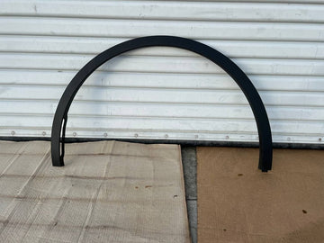 ✅ 2020-2024 Tesla Model Y Front Left Fender Flare Molding 1494185-00-B