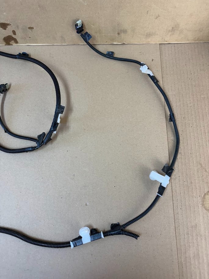 ✅2023-2025Tesla Model Y Front Bumper Harness Wiring Without Sen 1489045-04-D