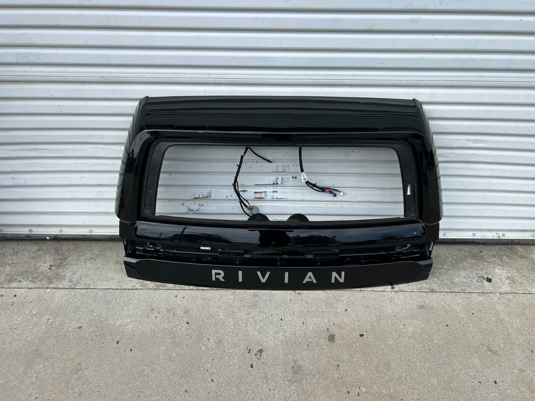 ✅21-23 Rivian R1S Upper Rear Trunk Liftgate Tailgate Hatch Cover PT00558437-C-00