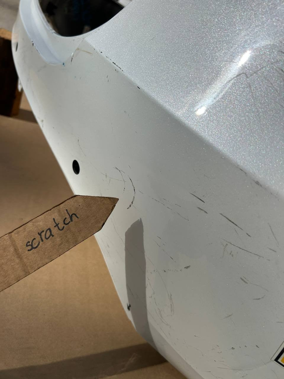 ✅20-23 Tesla Model Y Rear Bumper Pearl White W/Sensors 1540120-01-C w/scratches