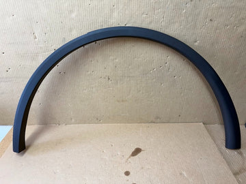 ✅ NEW! 2025 Tesla Model Y Rear Right Fender Garnish 1937596