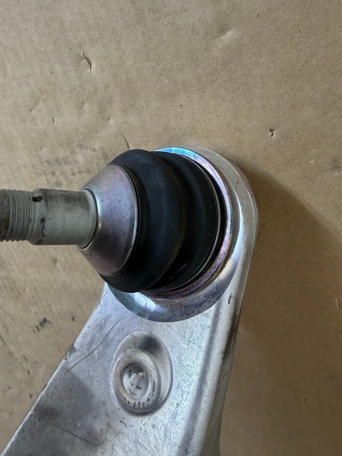 ✅ Rivian R1S/R1T Front Left Lower Control Arm PT00001878