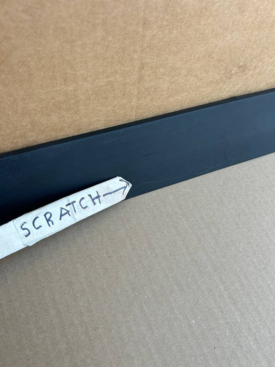 ✅ OEM 16-20 Tesla Model X Door Molding Trim Right 1035120-00-D/scratched