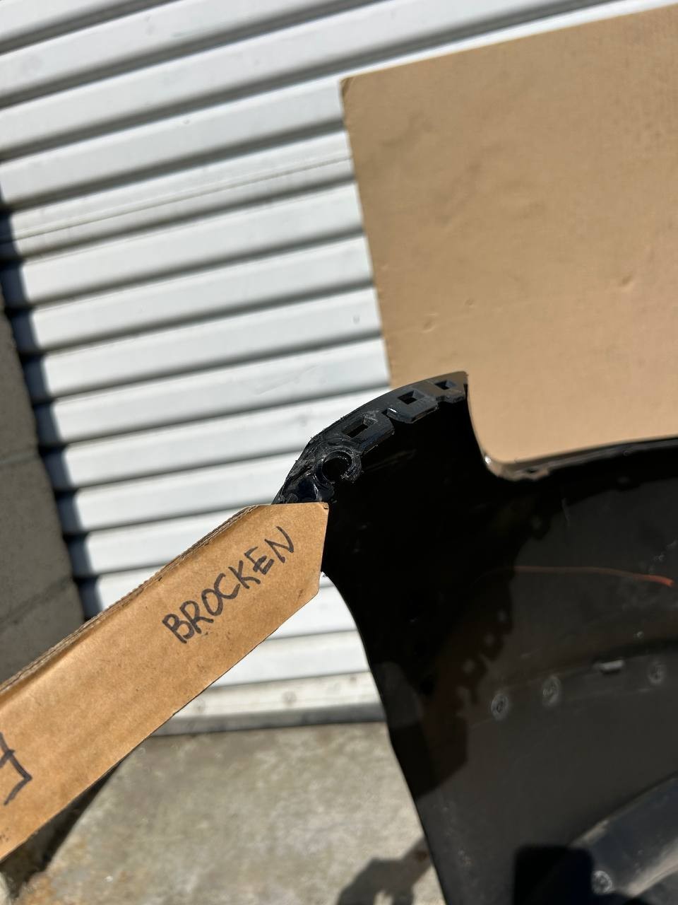✅2024 2025 Tesla Model 3 M3 Front Fascia Bumper Cover 2005802-00-B /broken
