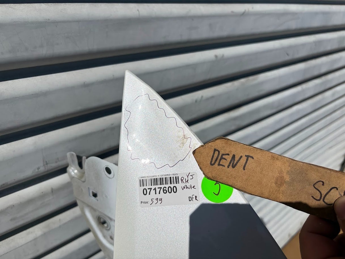 ✅ 25+ Tesla Model Y Juniper Front Right Side Fender White /dented