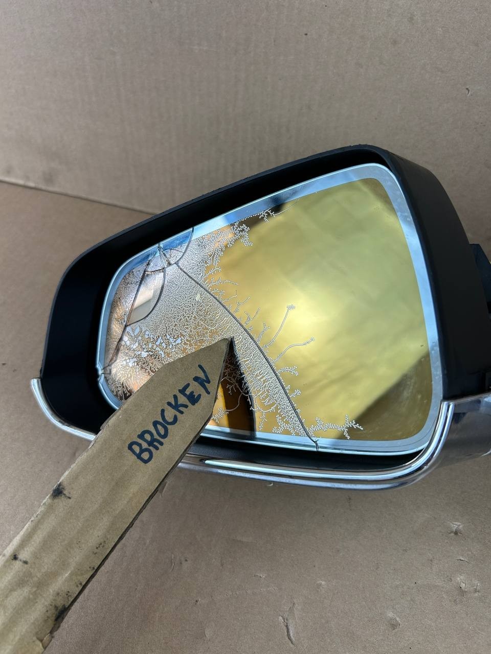 ✅ 12 Model S Left Exterior Rear View Door Mirror Silver1041317-00-E /broken