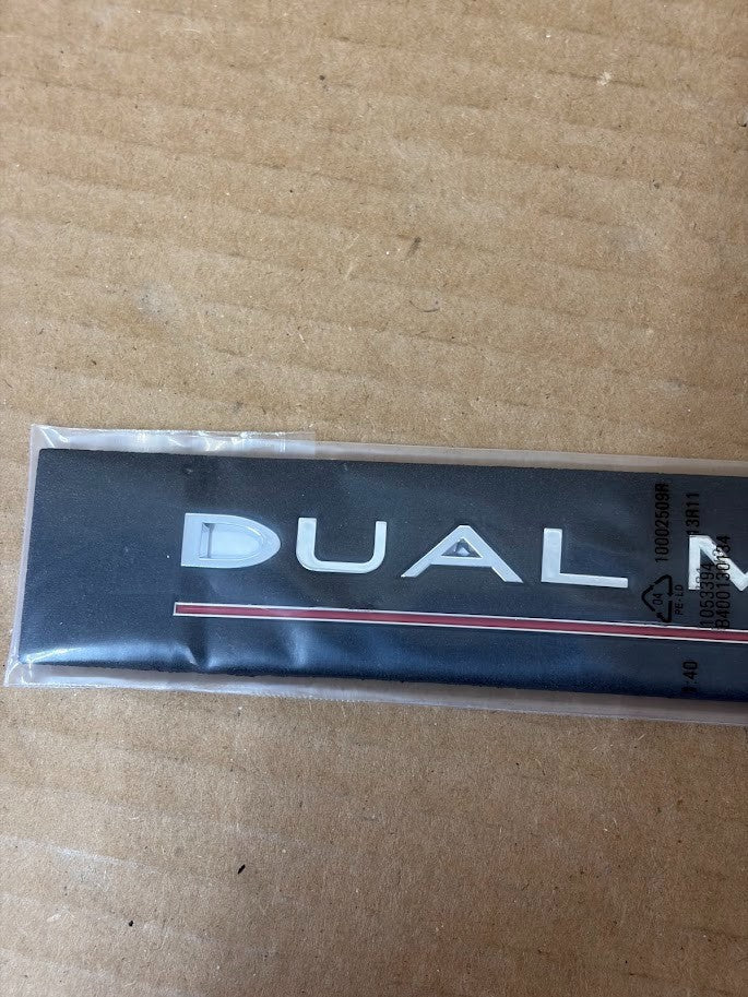 ✅ NEW! Tesla Model 3/ Y Dual Motor Emblem 1474572