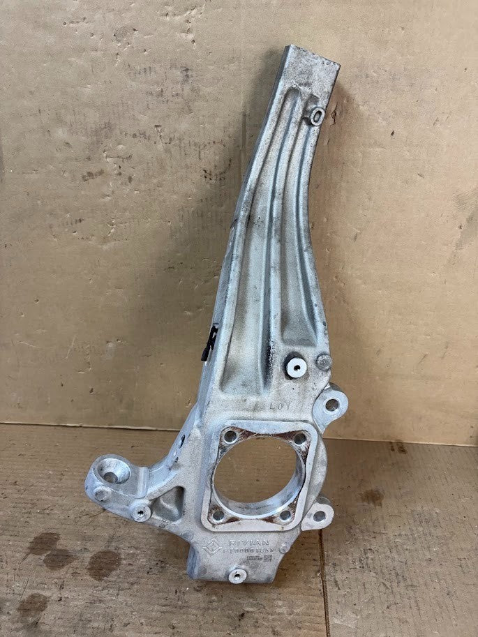 ✅ 22-24 Rivian R1T/R1S Front Left Spindle Knuckle PT00001859