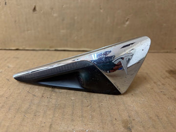 ✅16-20 Tesla Model 3 Front Right Fender Camera Turn Signal Chrome 1034345-00-B
