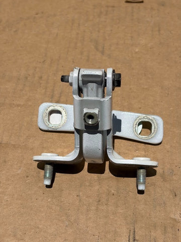 ✅ 2023 Tesla Model Y Trunk Hinge Left White 1624940-00-A