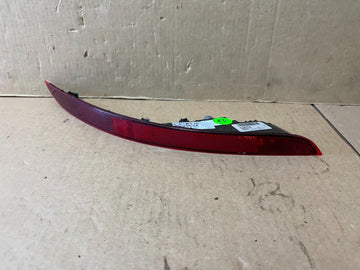✅ 18-23 Porsche Cayenne Right Rear Light Reflector 9Y0 945 726 A
