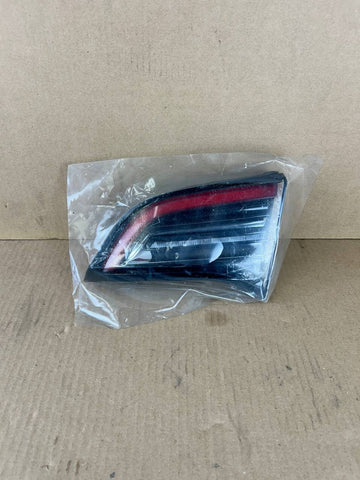 ✅ NEW! 21-23 Tesla Model 3/Y 4-Pin Inner Tail Light Right Side 1502089-00-B