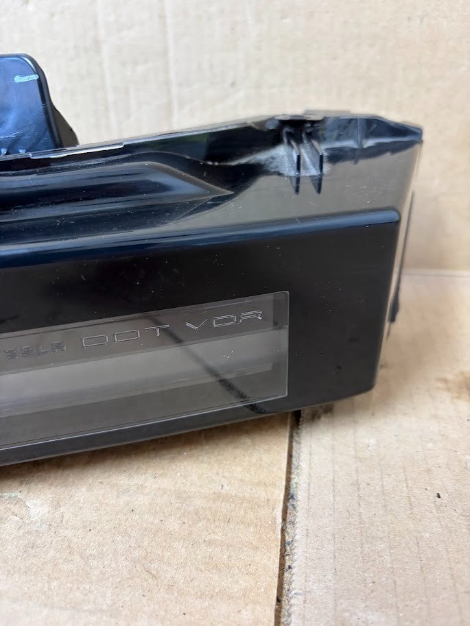 ✅ 24-26 Tesla Cybertruck Left Driver Headlight 2063117-00-A /repaired tab