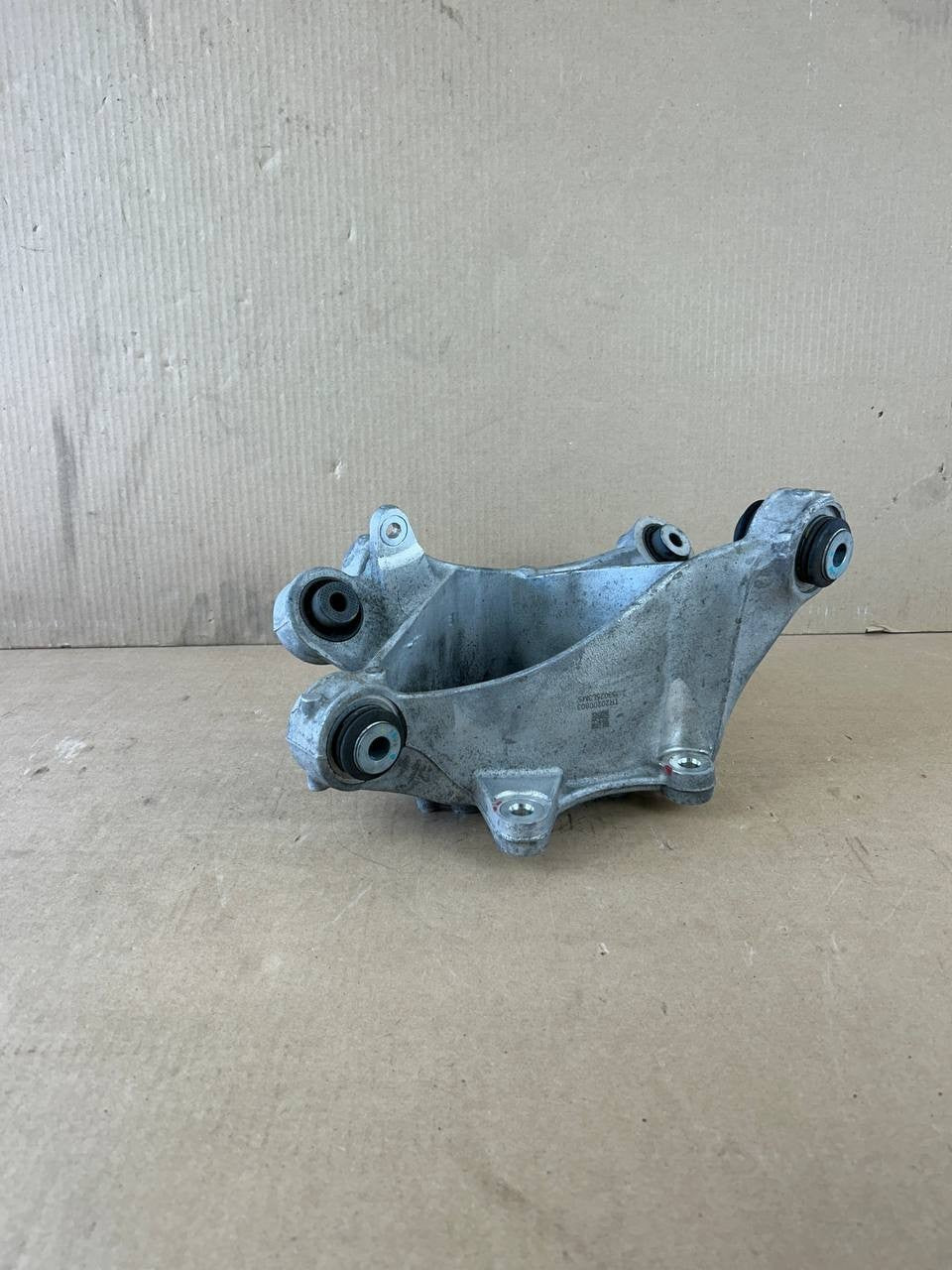 ✅ 2020 - 2024 Tesla Model Y Rear Left Driver Steering Knuckle 1188411-00-F