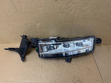 ✅25-26 Rivian R1T/R1S Front Left Turn Signal Fog Lamp PT00882632-D