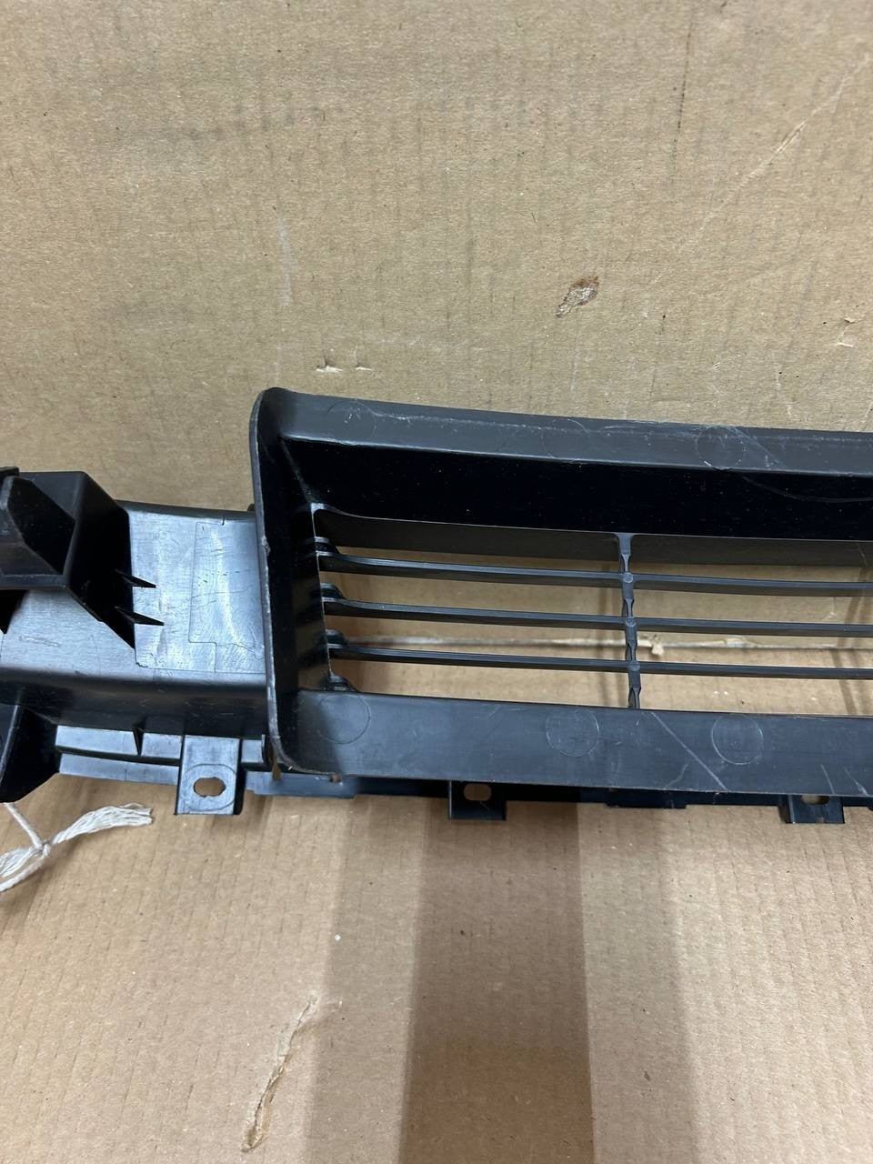 ✅ NEW! 24-26 Tesla Model 3 Front Bumper Lower Grille 1694311-00-F